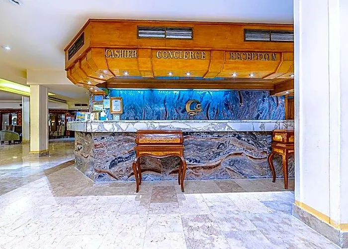 The Grand Hotel, 4* Hurghada